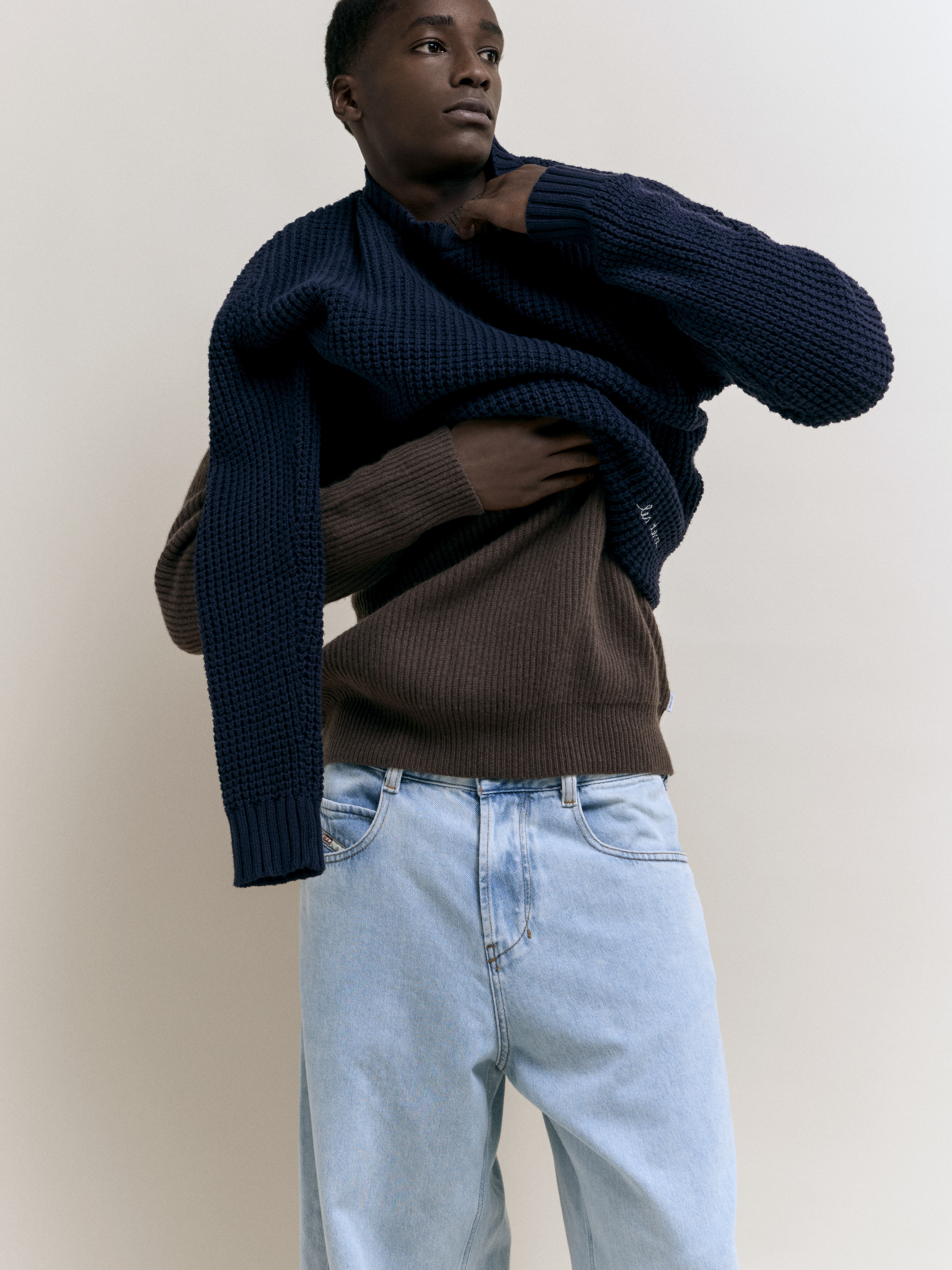 Trui en pantalon in retro stijl